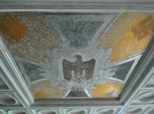 Krampnitz 位於波茨坦的一處舊納粹軍事廢墟 Krampnitz 位於波茨坦的一處舊納粹軍事廢墟