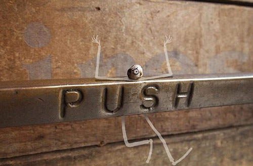 《鷹嘴豆小人》~怎麼看起來這麼哀怨？