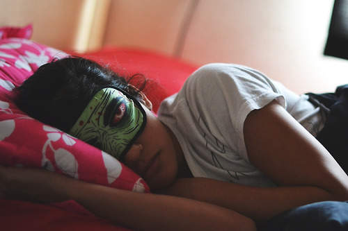 《殭屍眼罩》我睡覺的眼神～怎麼會那麼狠！？