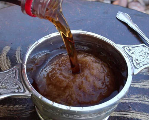 DIY可樂冰沙 3小時15分鐘之後保證凍到你吱吱叫 DIY可樂冰沙 3小時15分鐘之後保證凍到你吱吱叫