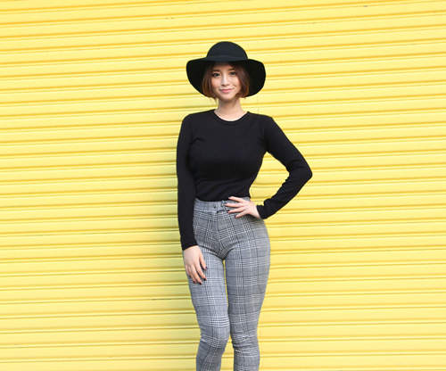 《PS過頭妹》驚人的S曲線立刻被網友抓包了XDD