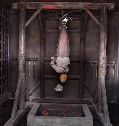 古代刑具展 傳說中的乳夾酷刑太殘忍啦 古代刑具展 傳說中的乳夾酷刑太殘忍啦