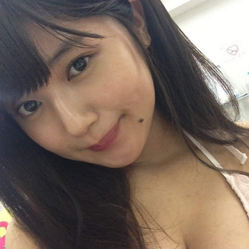 前田敦子模仿藝人《小林禮奈》結果一樣慘遭粉絲攻擊... 前田敦子模仿藝人《小林禮奈》結果一樣慘遭粉絲攻擊...
