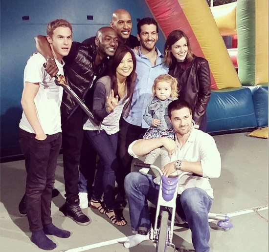 《神盾局特工》超歡樂聚會照 本週卡特探員再次登場