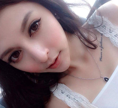 馬綵妡Mico 被她的美色所吸引我瞬間石化惹(in~in) 馬綵妡Mico 被她的美色所吸引我瞬間石化惹(in~in)