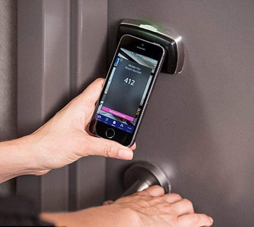 《手機變身飯店房間鑰匙》兩大知名飯店集團搶先使用 《手機變身飯店房間鑰匙》兩大知名飯店集團搶先使用