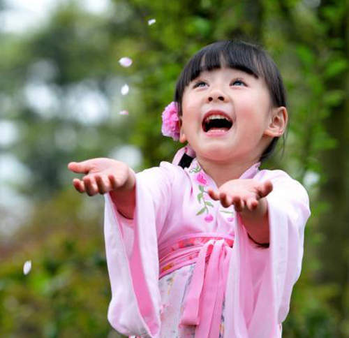 陸《櫻花小蘿莉》穿漢服賞櫻也太可愛了❤ 陸《櫻花小蘿莉》穿漢服賞櫻也太可愛了❤