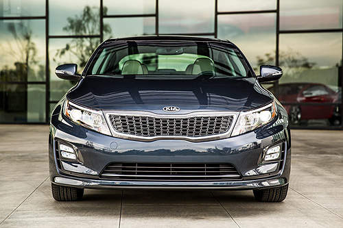 2014年式《Kia Optima Hybrid》變臉現身芝加哥車展 2014年式《Kia Optima Hybrid》變臉現身芝加哥車展