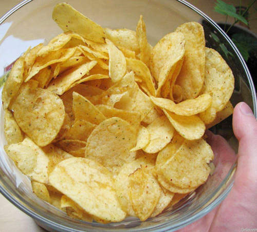 《懶人食譜》微波爐3分鐘做出酥脆洋芋片  《懶人食譜》微波爐3分鐘做出酥脆洋芋片