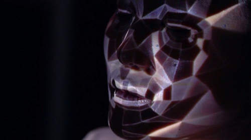 《科幻電子化妝》或許未來妝都是這樣化的 《科幻電子化妝》或許未來妝都是這樣化的