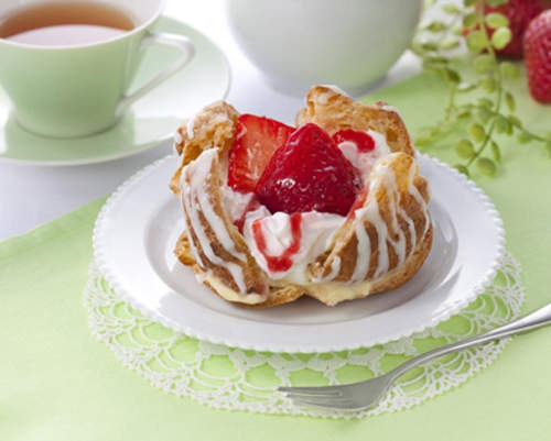 LAWSON《草莓系列甜點》讓人口水直流