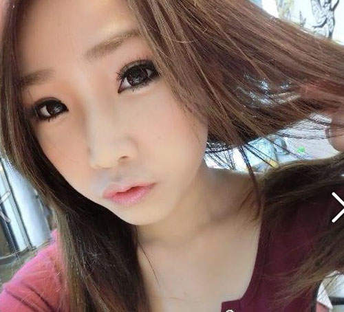 許薇安（Vivi hsu）博美與正妹看起來都超可愛