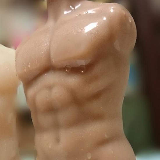 《肌肉飲料》這種線條真的是令人啊嘶~啊嘶~ 《肌肉飲料》這種線條真的是令人啊嘶~啊嘶~