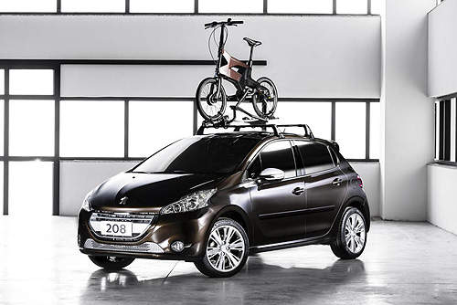 《Peugeot 208》雙生概念聖保羅車展亮相 《Peugeot 208》雙生概念聖保羅車展亮相