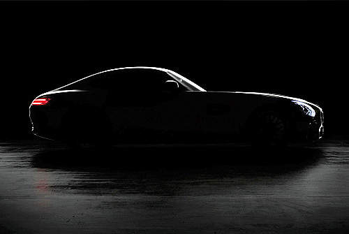 秋天登場《賓士AMG GT》若隱若現吊胃口 秋天登場《賓士AMG GT》若隱若現吊胃口
