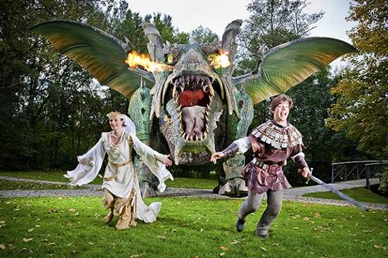 《2014年神奇的金氏世界紀錄》我也想要一頭巨大的噴火龍...