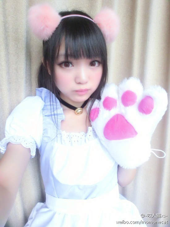 跳萌舞的《咬人猫》可爱的好想捏捏她的脸