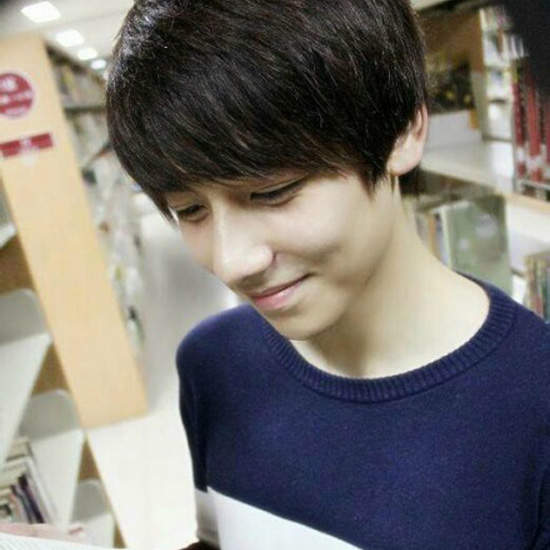 清華校草《李潤東》不可多得的小清新帥哥 是說要當校花也行啊= =+ 清華校草《李潤東》不可多得的小清新帥哥 是說要當校花也行啊= =+