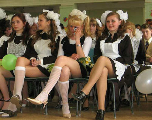 《戰鬥民族畢業典禮》讓人超驚豔的畫面是？實在太嗨心了吧