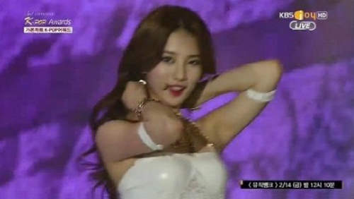 Miss A《秀智曝光事故》？一個不小心胸前就...(//▽//)