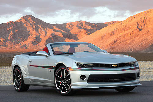 《雪佛蘭Camaro Commemorative Edition》裡裡外外都吸睛 《雪佛蘭Camaro Commemorative Edition》裡裡外外都吸睛