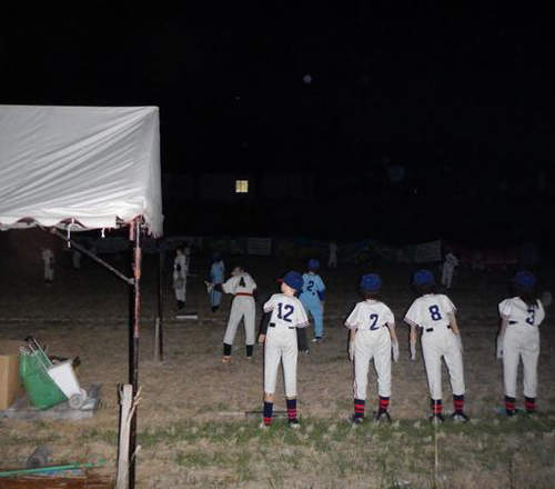 《超詭異稻草人》這絕對不是哪個少年球團絕對不是啊啊啊啊... 《超詭異稻草人》這絕對不是哪個少年球團絕對不是啊啊啊啊...