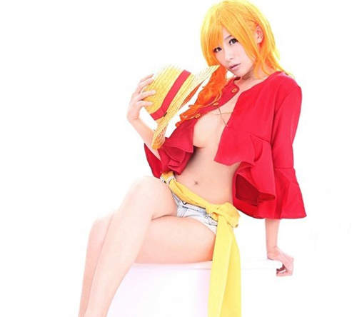 宅宅愛COser 野豬桃桃寶過兩年再扮娜美依然超正點 宅宅愛COser 野豬桃桃寶過兩年再扮娜美依然超正點