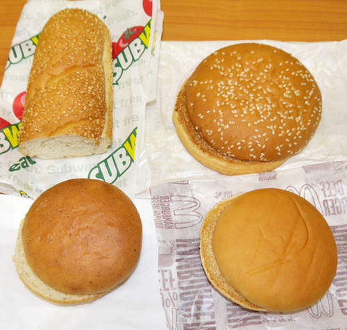 速食連鎖店《麵包大比拼》麻煩先給我來顆漢堡不加料www