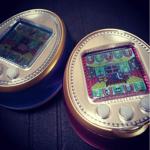 小時候玩的《電子雞》大進化　連大人都忍不住下手購入啦♪