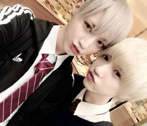 簡直二次元的《美形高校生》女生站旁邊都輸了啦~(哭) 簡直二次元的《美形高校生》女生站旁邊都輸了啦~(哭)