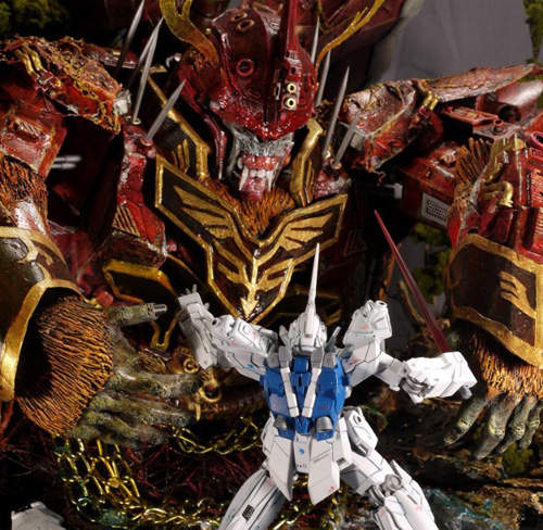 鋼彈立於大地!大馬玩家製作「獨角獸VS巨猿新安洲」超級殺 鋼彈立於大地!大馬玩家製作「獨角獸VS巨猿新安洲」超級殺