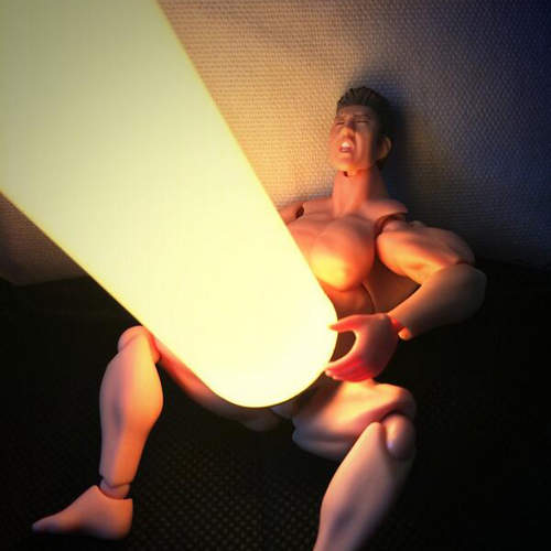 網友自創《螢光棒光束》讓模型瞬間攻擊力大增的便利發想ww