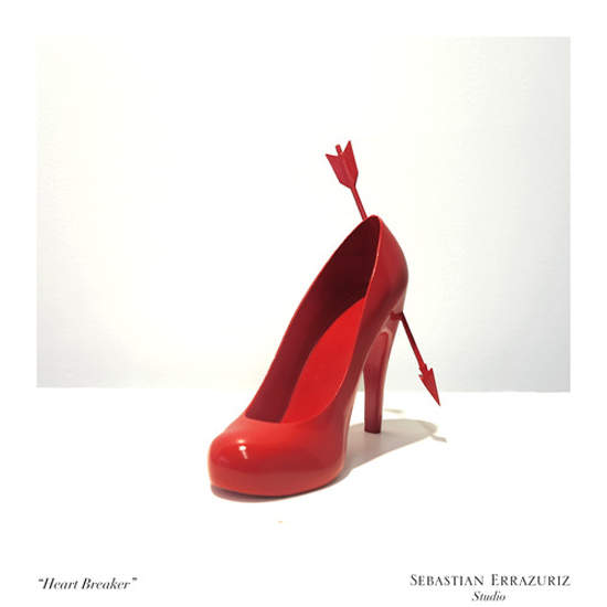 《前女友高跟鞋》Sebastian Errazuriz 為了前12任女友所打造 《前女友高跟鞋》Sebastian Errazuriz 為了前12任女友所打造
