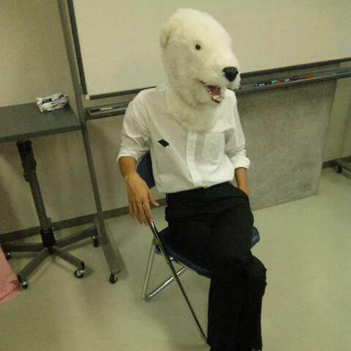 大學裡的《北極熊老師》原來不是網路傳說而是真的存在啊Σ(゚Д゚ノ)ノ 大學裡的《北極熊老師》原來不是網路傳說而是真的存在啊Σ(゚Д゚ノ)ノ