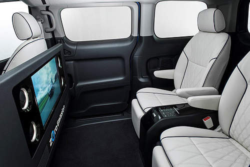 《Nissan e-NV200 VIP Concept》環保先鋒還要更酥糊 《Nissan e-NV200 VIP Concept》環保先鋒還要更酥糊