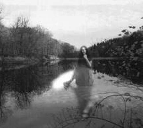 墨西哥《都市傳傳說》千萬不要安慰在河畔哭泣的女人 墨西哥《都市傳傳說》千萬不要安慰在河畔哭泣的女人