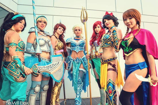 迪士尼公主當道《戰鬥系迪士尼公主》Cosplay 迪士尼公主當道《戰鬥系迪士尼公主》Cosplay