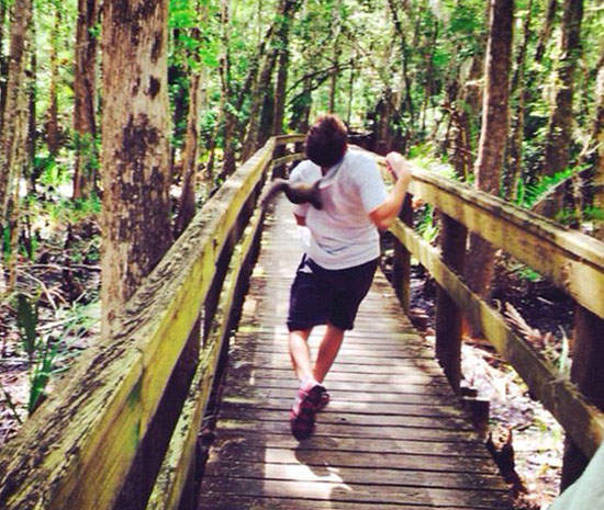 《自拍意外》自拍時請注意自身安全 《自拍意外》自拍時請注意自身安全