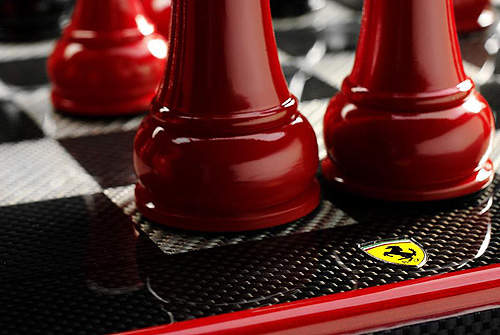 超夢幻《法拉利西洋棋》玩起來會比較熱血嗎？