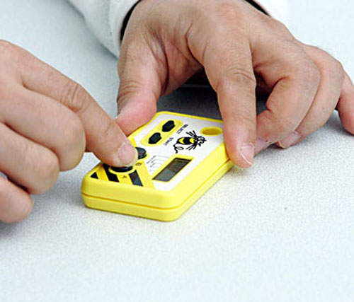 任天堂手把的連射地獄　遙想當年手按到抽筋都要贏你