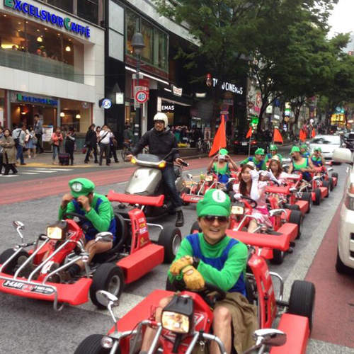 真實版《瑪莉歐賽車》體驗　看得人家也好想參加喔～（滾動）