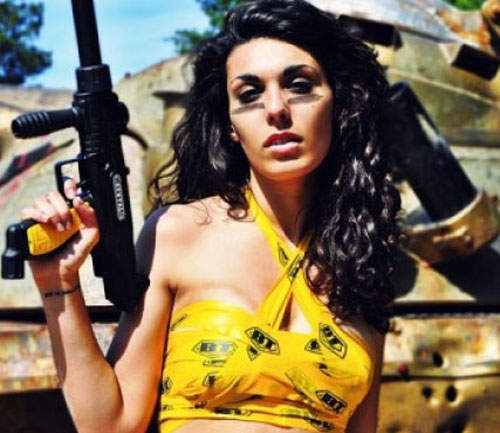 史上最高薪砲灰工作　漆彈場當個人肉標靶就能月入百萬