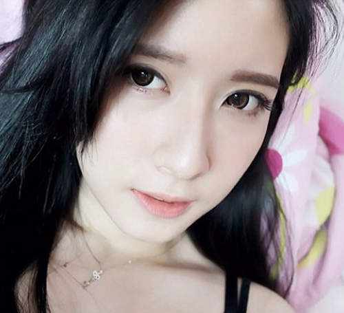 Jovin Chan 來自大馬的她也有顆宅宅美人痣 Jovin Chan 來自大馬的她也有顆宅宅美人痣