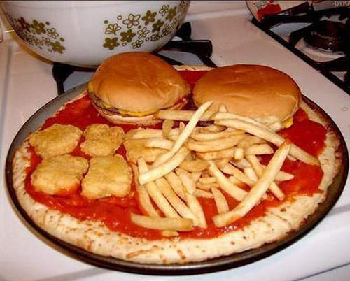 號稱世界第一酷Pizza 還好可樂沒加進去　 