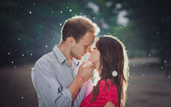 下雨不見得是掃興《雨中愛侶》本篇是空白文(つд⊂) 下雨不見得是掃興《雨中愛侶》本篇是空白文(つд⊂)