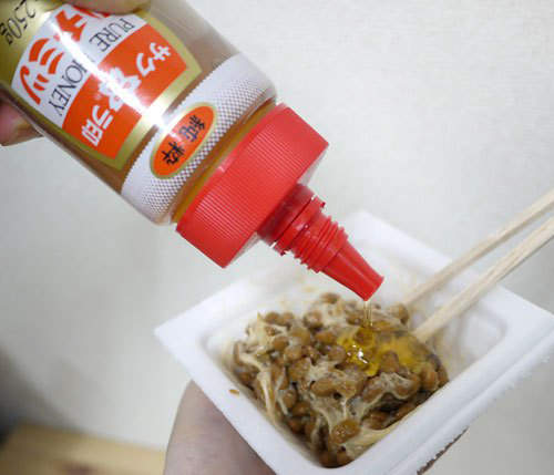 《納豆+蜂蜜》人氣爆發中的納豆美味吃法 你也想試試看嗎 《納豆+蜂蜜》人氣爆發中的納豆美味吃法 你也想試試看嗎