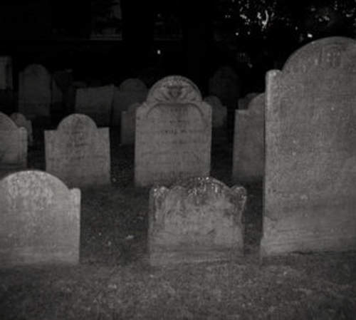 英國《都市傳傳說》上了報紙頭條的恐怖墓園裡到底有什麼 英國《都市傳傳說》上了報紙頭條的恐怖墓園裡到底有什麼