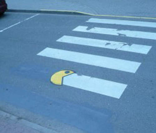 《遊戲街頭塗鴉》啊～斑馬線被吃掉了啦Σ(ﾟДﾟ) 