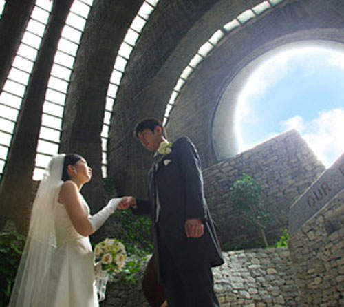 輕井澤石之教堂　浪漫到滿出來的結婚名景點