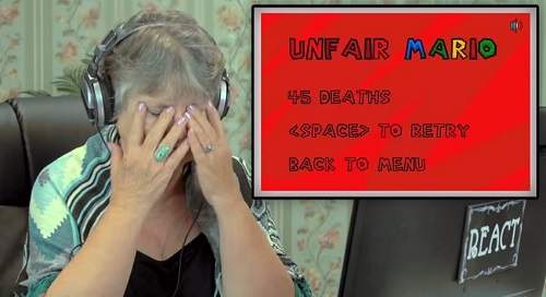 《老年人玩瑪莉歐的反應》玩到最後都想摔鍵盤了啦XD 《老年人玩瑪莉歐的反應》玩到最後都想摔鍵盤了啦XD